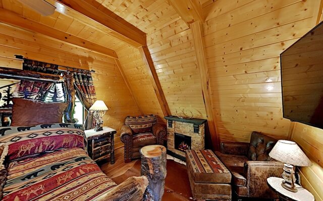 1535zuri 3 Bedroom Home