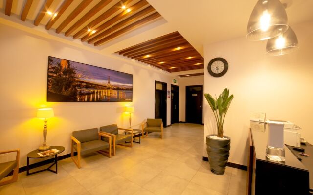 Source Of the Nile Hotel Namanve