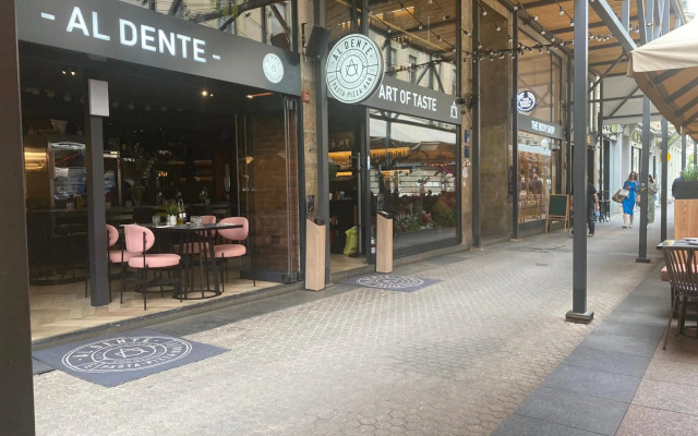 Main Street Apartment Mila