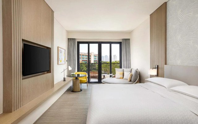 Four Points by Sheraton Wuchuan Loong Bay