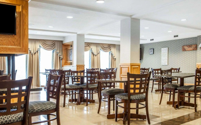 Comfort Inn Bourbonnais near I-57