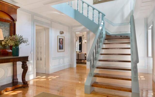 Amazing 4 bedroom Villa with POOL, View & Garden