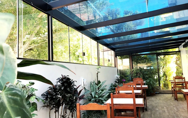 Hotel Vila Mar