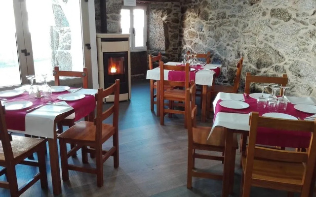 Albergue Boente - Hostel