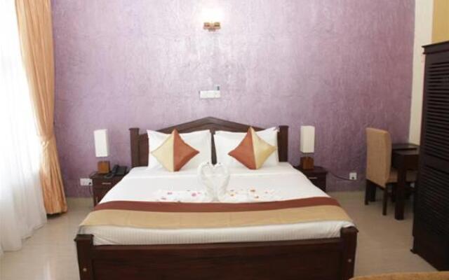 Hotel Sunhill Mount Lavinia