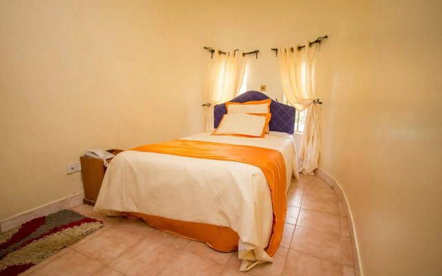 Lowela Hotel
