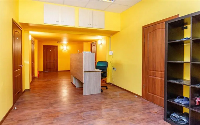 Four Squares Novoslobodskaya