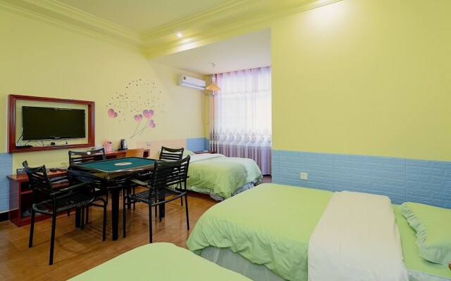 Zhangjiajie Memeda Theme Hotel