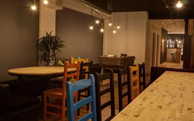 Olé Backpackers Hostel