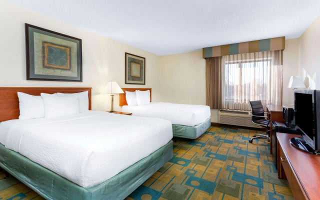 La Quinta Inn by Wyndham Chicago Willowbrook