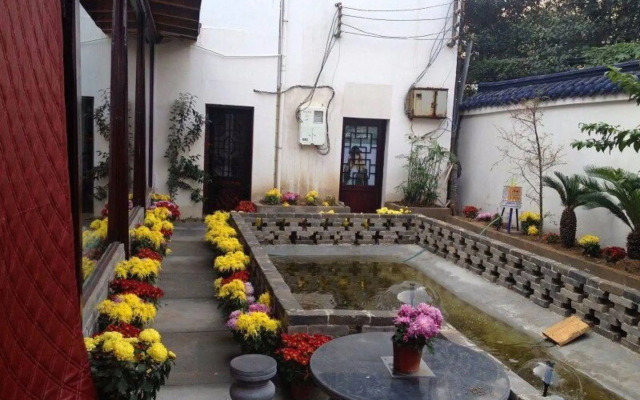 Kaifeng Huaihuang International Youth Hostel