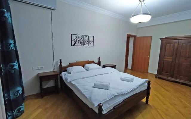 One bedroom apartments near Nizami metro