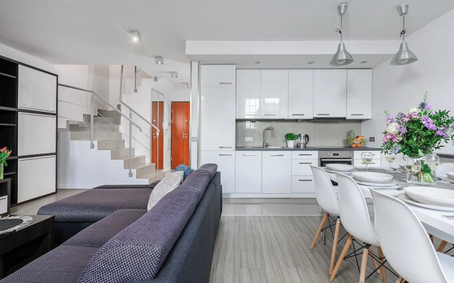 Lumina luxury 2-level apart with parking