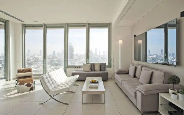 Luxury 2BR in Frishman Tower by Holiday-rentals