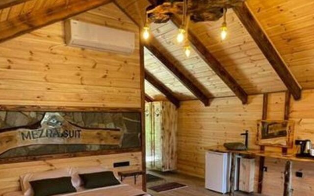 Mezra Suit Bungalow Dogal Dag Evleri