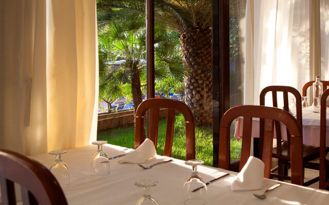 Hotel Univers