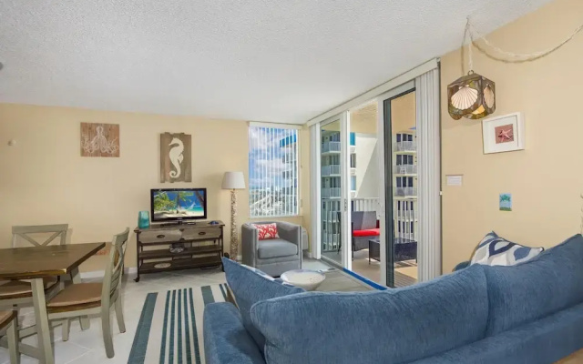 Estero Beach & Tennis 1004-a