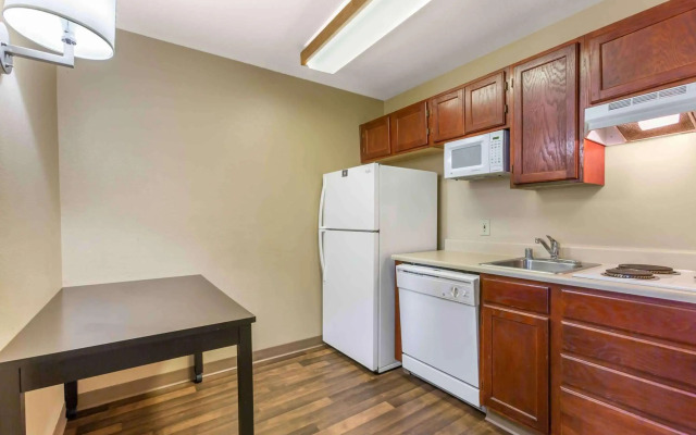 Extended Stay America Suites Phoenix Midtown