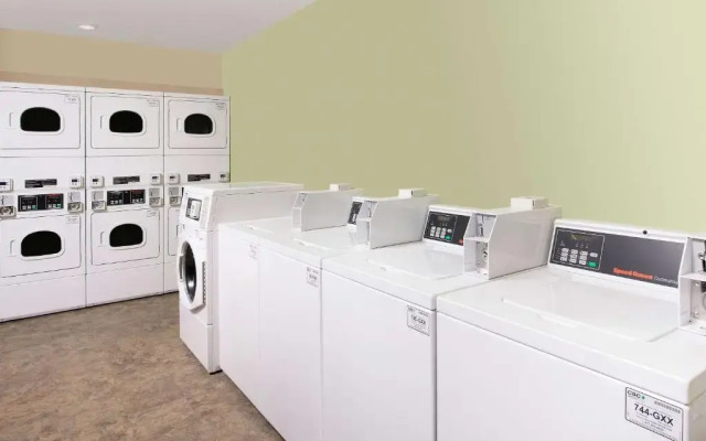 WoodSpring Suites Atlanta McDonough