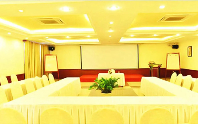 Hau Giang Hotel