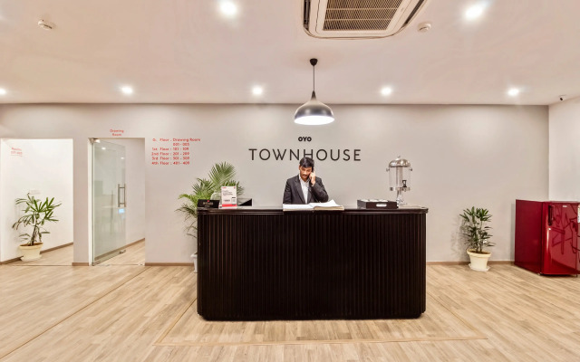 OYO Townhouse 123 White Ridge Kondapur
