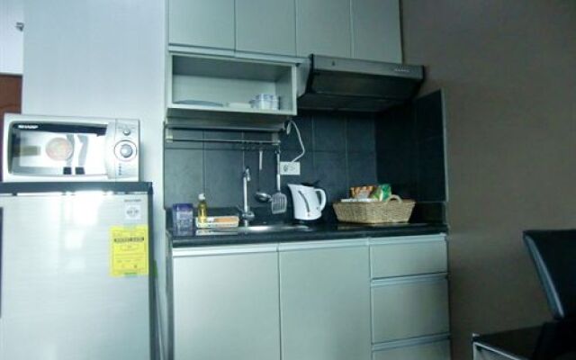 Travelers Service Apartment