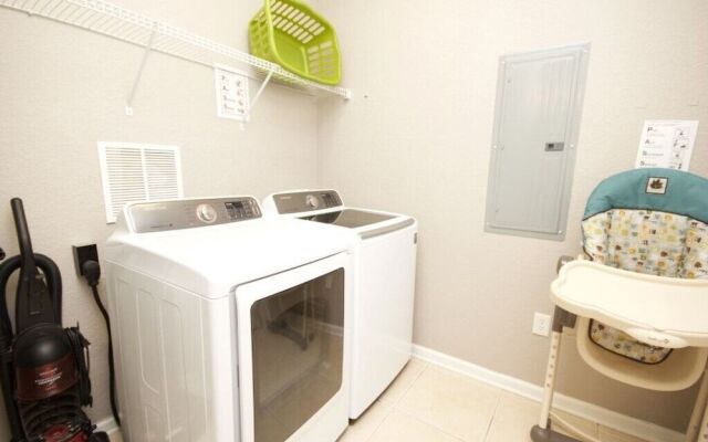 10-106 2 Bedroom Condo by RedAwning