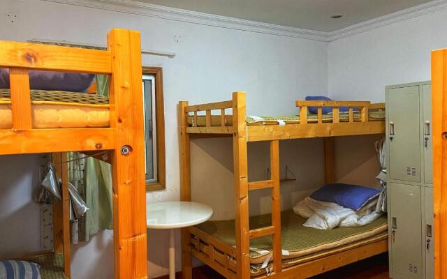 Yellow House Hostel Huizhou West Lake