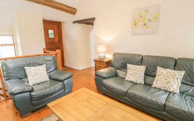 Hendoll Cottage 1