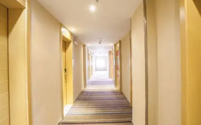 City Comfort Inn Hotel (Nanning Exhibition Center Langxi Subway Station)