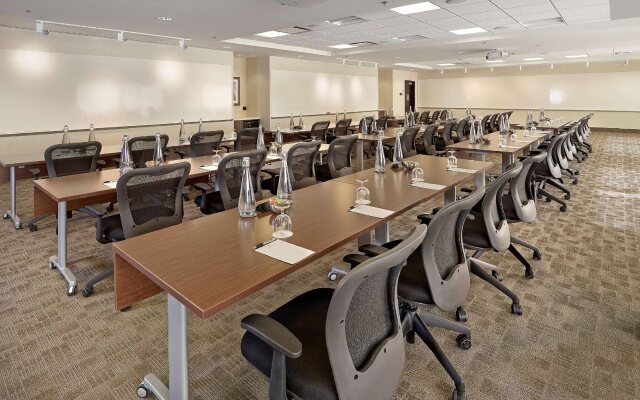 DoubleTree by Hilton Hotel West Edmonton