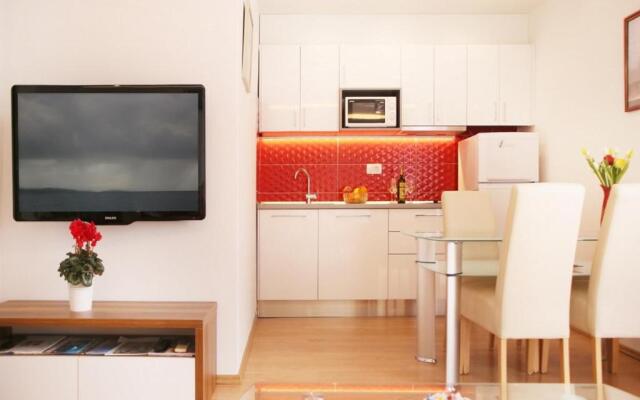 Apartment JoviZ - 20m from the sea