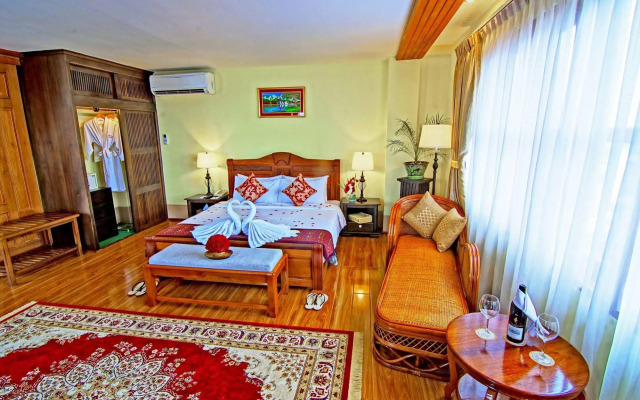 Shwe Ingyinn Hotel