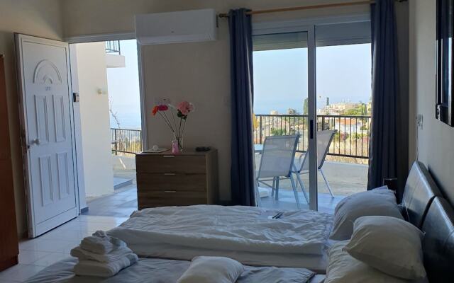 1-bed Studio in Paphos With sea and Mountain Views