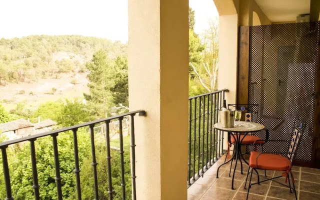 Alojamientos Victoria S.L.