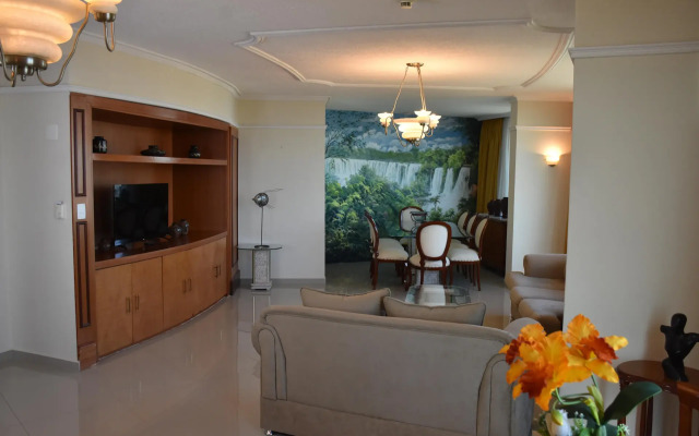 Hotel Golden Park Internacional Foz & Convenções By Nacional Inn
