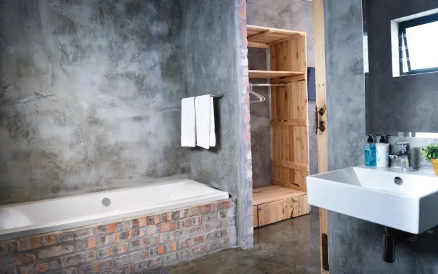 Haven Point Accomodation