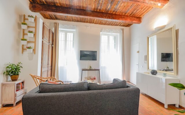 Charming & Central Apartment in Aix