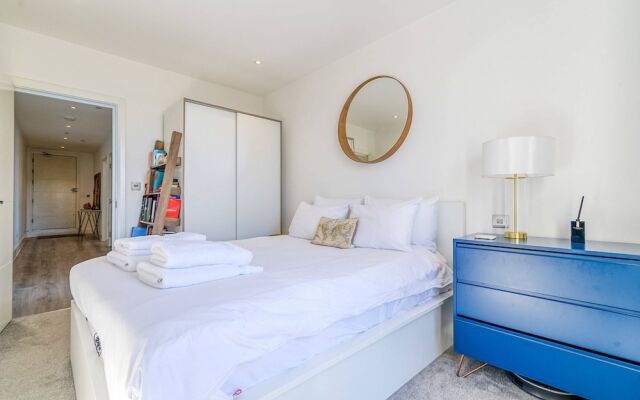 Penthouse With Views Of Alexandra Palace