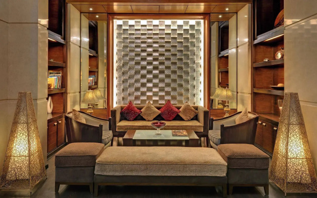 Grand Residency Hotel & Serviced Apartments