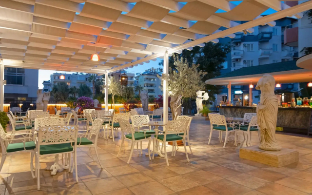 Antique Roman Palace Museum Hotel - Adults Only Ultra All Inclusive