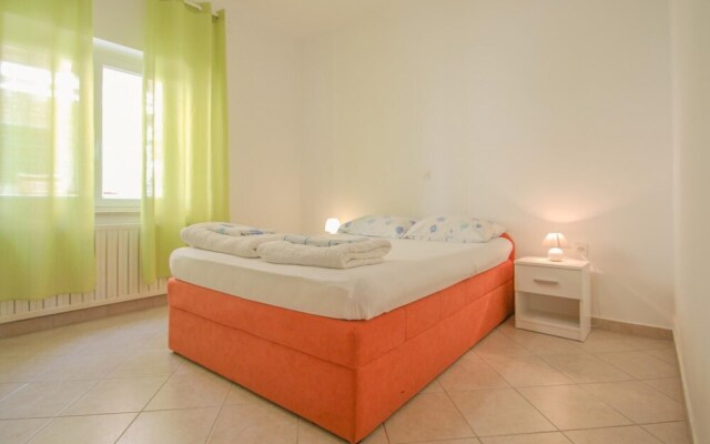Adila A4 2 in Novigrad