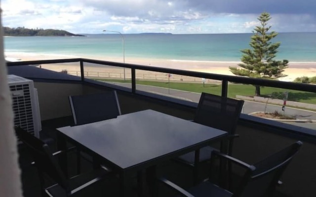 Beachhouse Mollymook