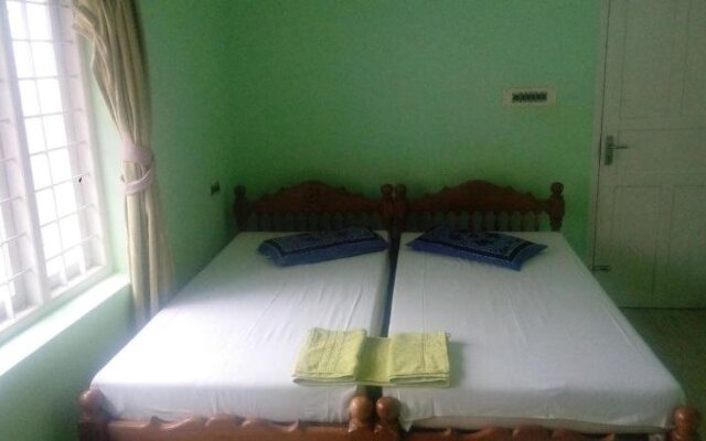 Backpackers Holidays Kochin Guest House