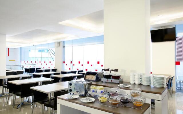 Amaris Hotel La Codefin - Kemang