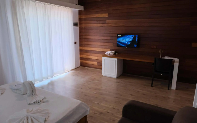 Apella Hotel