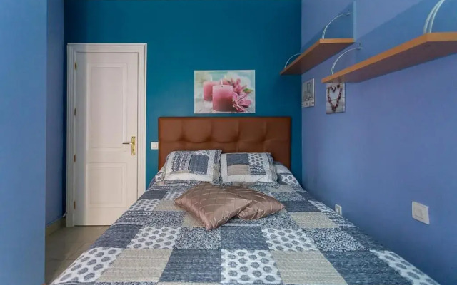 008 Amazing flat very close to the beach