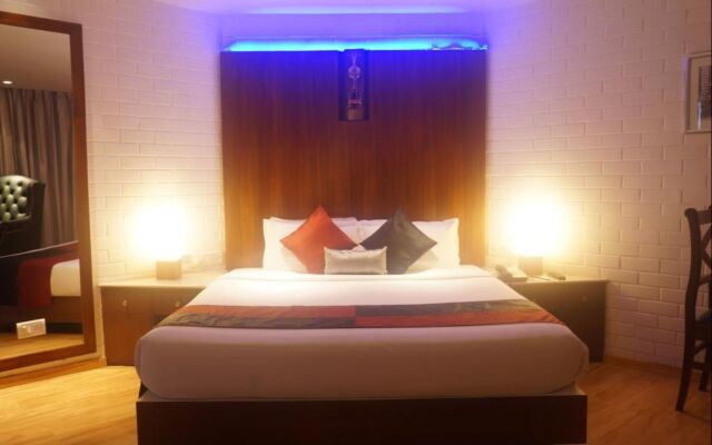 SFO Hotel and Suites