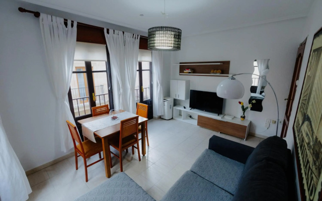 Apartamento junto a la Universidad y la Catedral