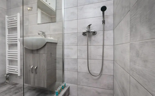 51m² Renovated Apartment in Vouliagmeni, Vari-Voula-Vouliagmeni